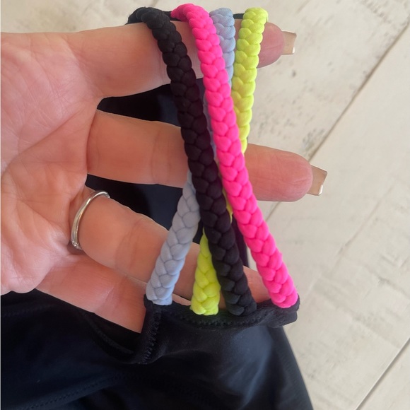 Vintage Victorias Secret bikini - Picture 4 of 5